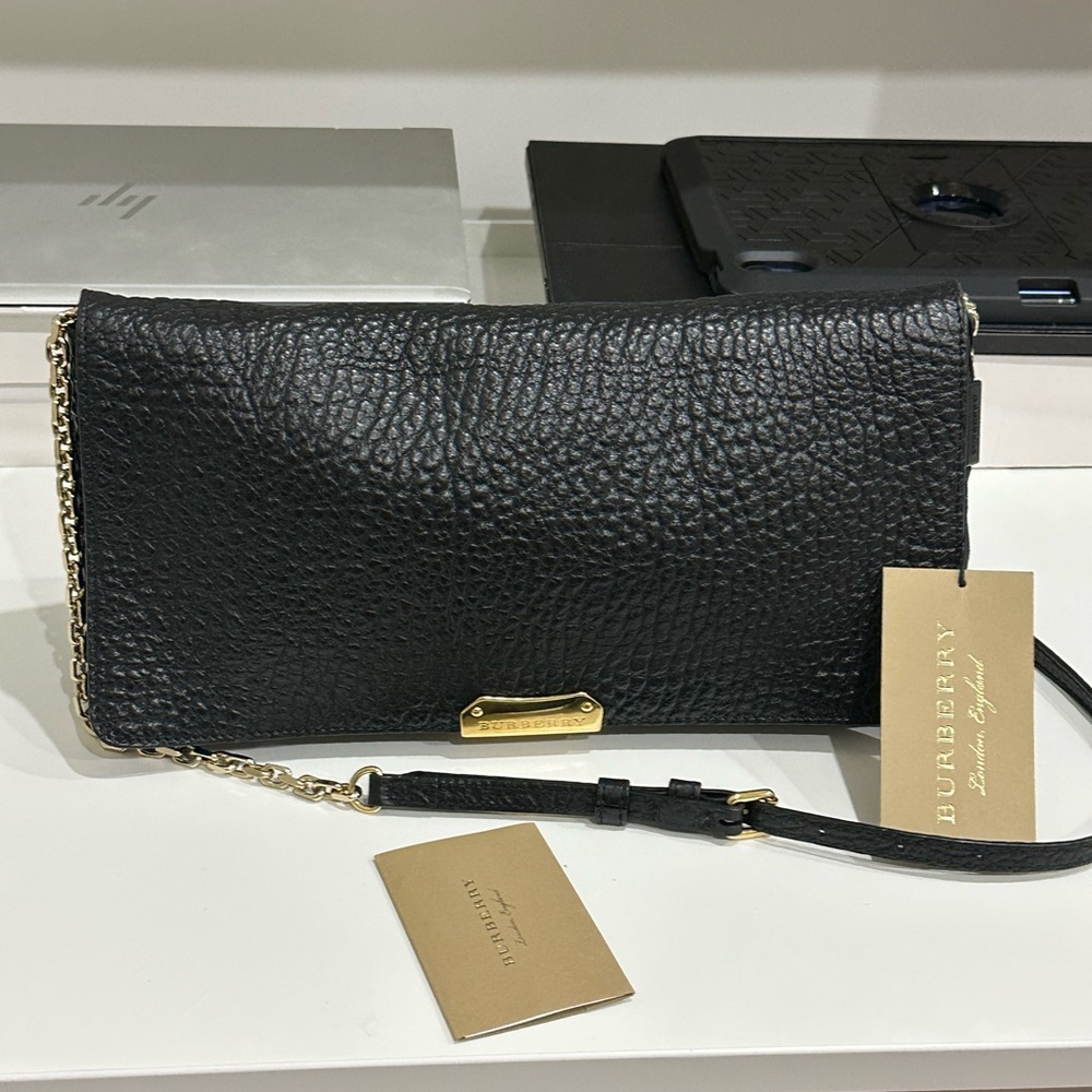 Authentic Burberry Soft Pebbled Black Leather Shoulder Bag Purse Gold Chain NWT